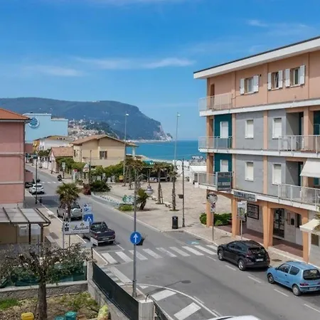 Fuer 4 Personen Ca 70 Qm In Marcelli, Adriakueste Italien Ancona Und Umgebung *